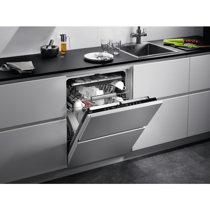 AEG - Dishwasher 60 cm - FSE76738P